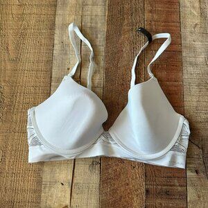 Tahari Bra Size 34C Light Blue Padded Underwire Adjustable Clasp Back